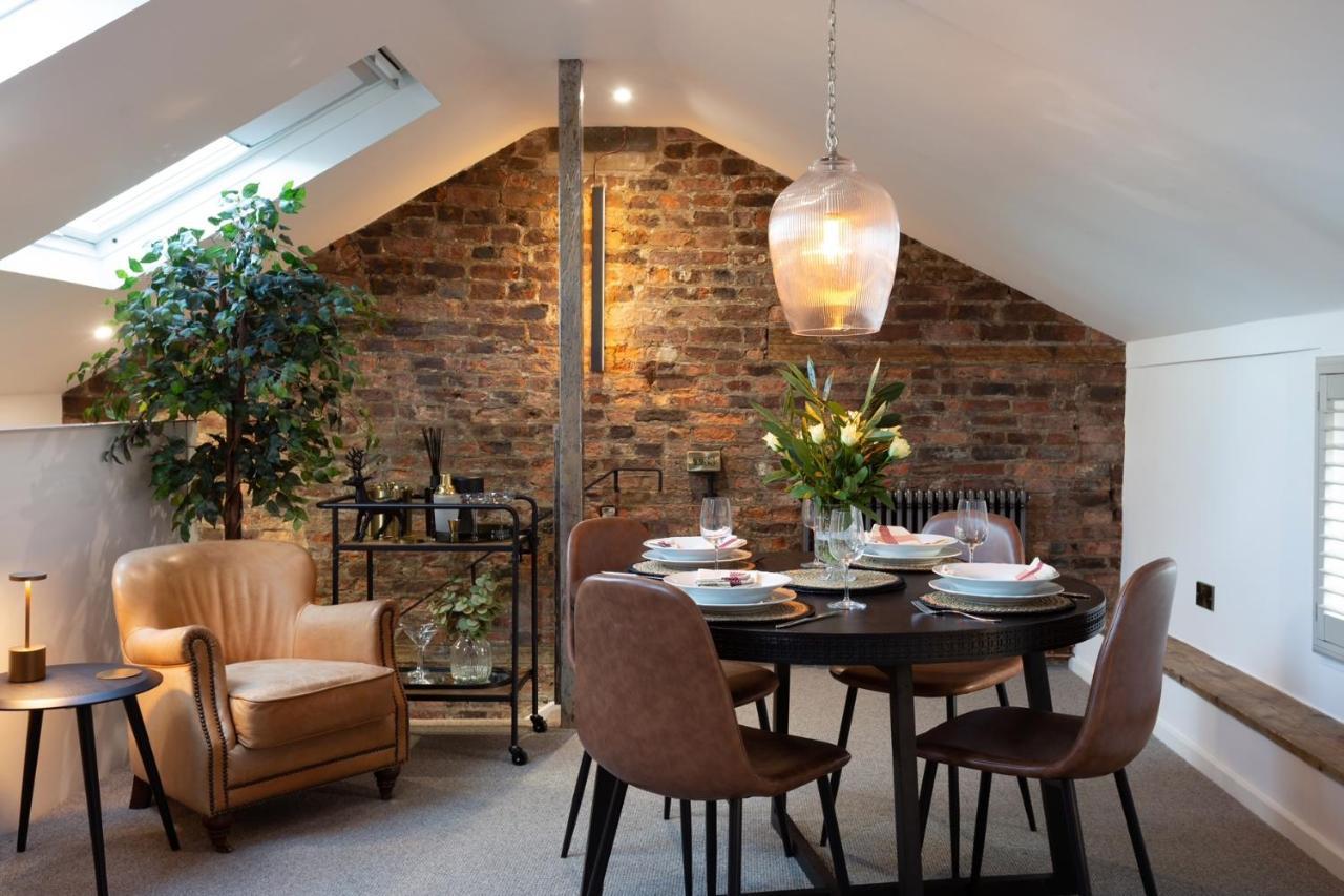 The Workshop Apartment York Bagian luar foto